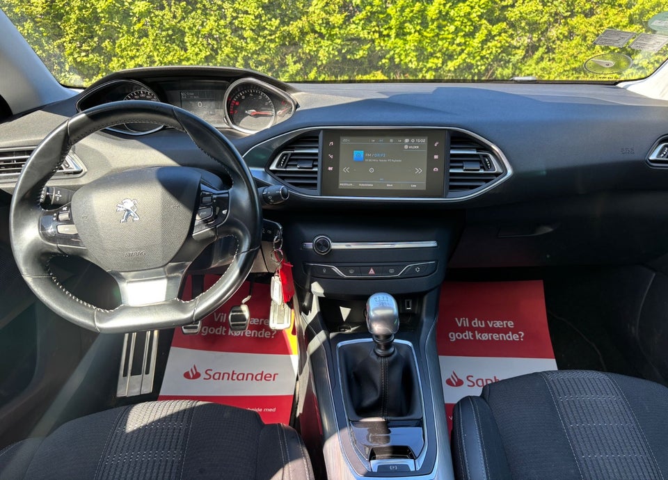 Peugeot 308 1,2 e-THP 130 Allure Sky SW 5d