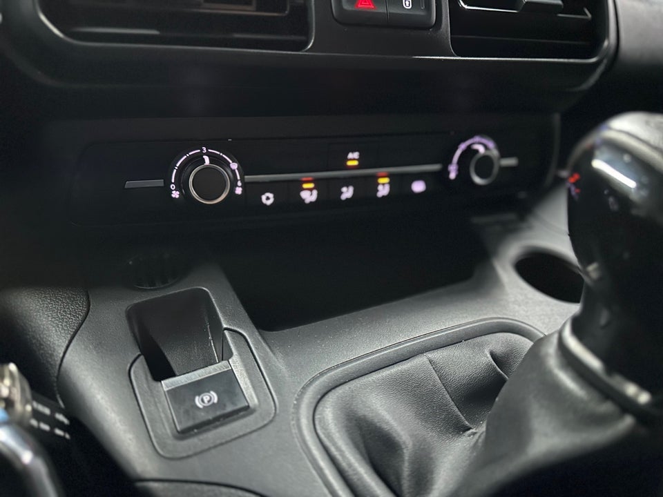 Toyota ProAce City 1,5 D 102 Medium Comfort 6d