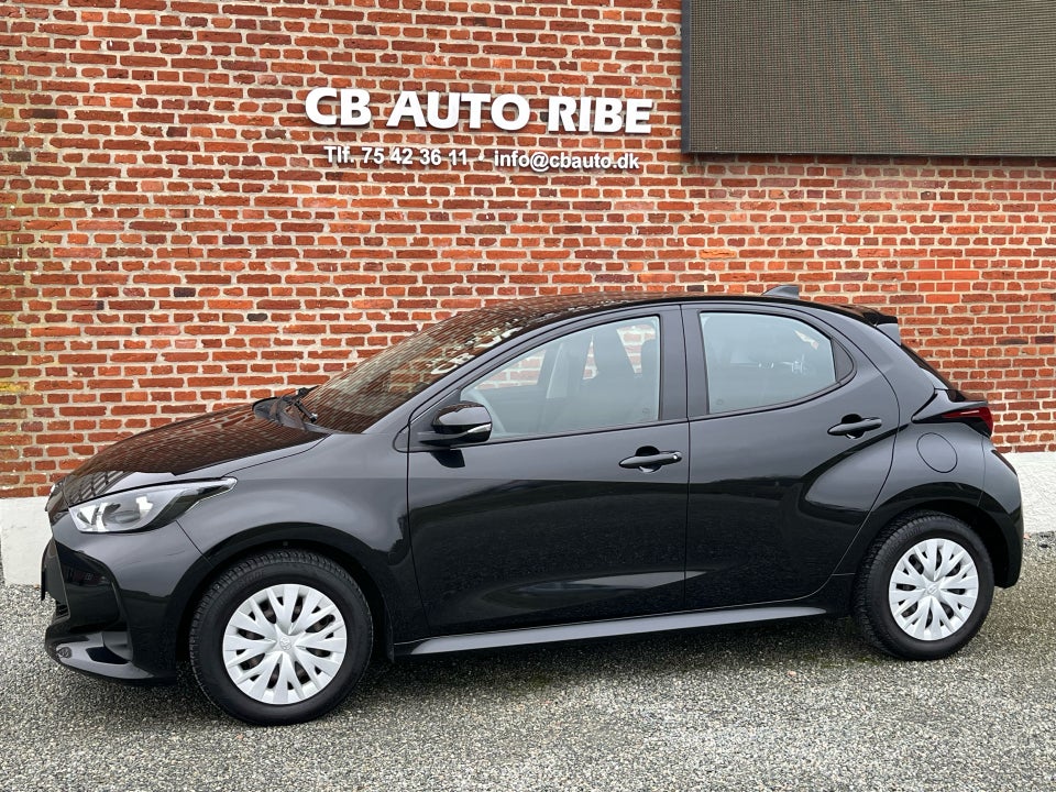 Toyota Yaris 1,0 T1 5d