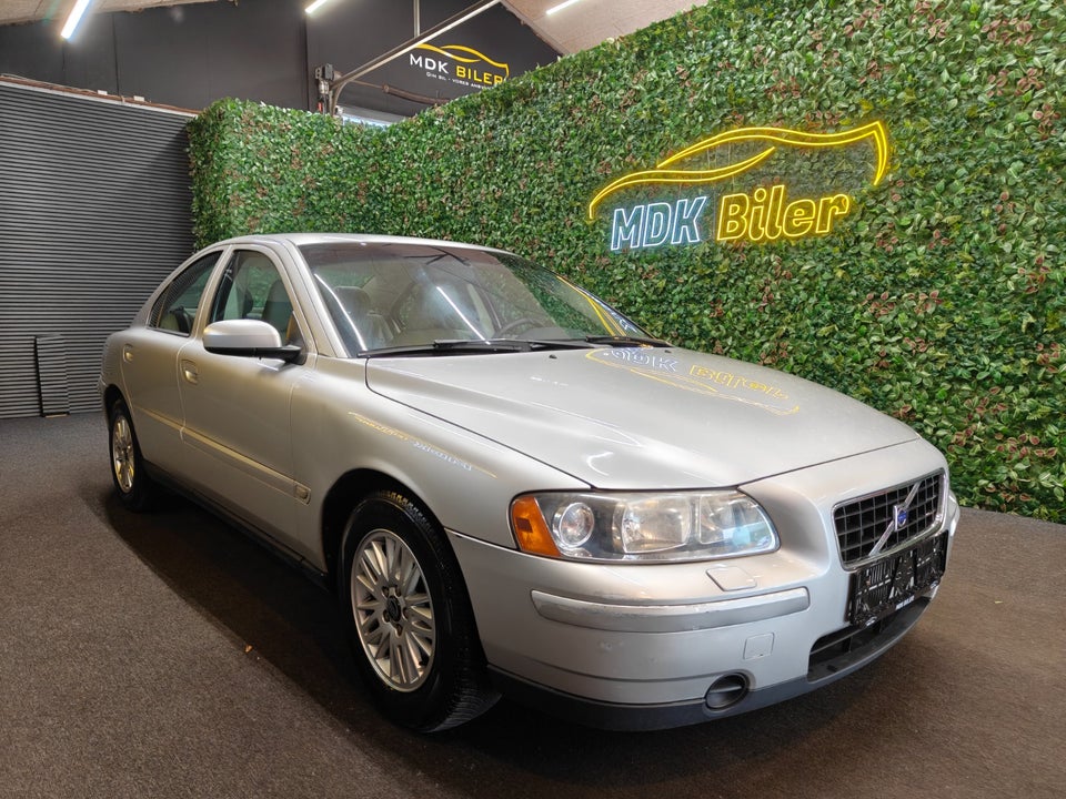 Volvo S60 2,4 140 Summum 4d