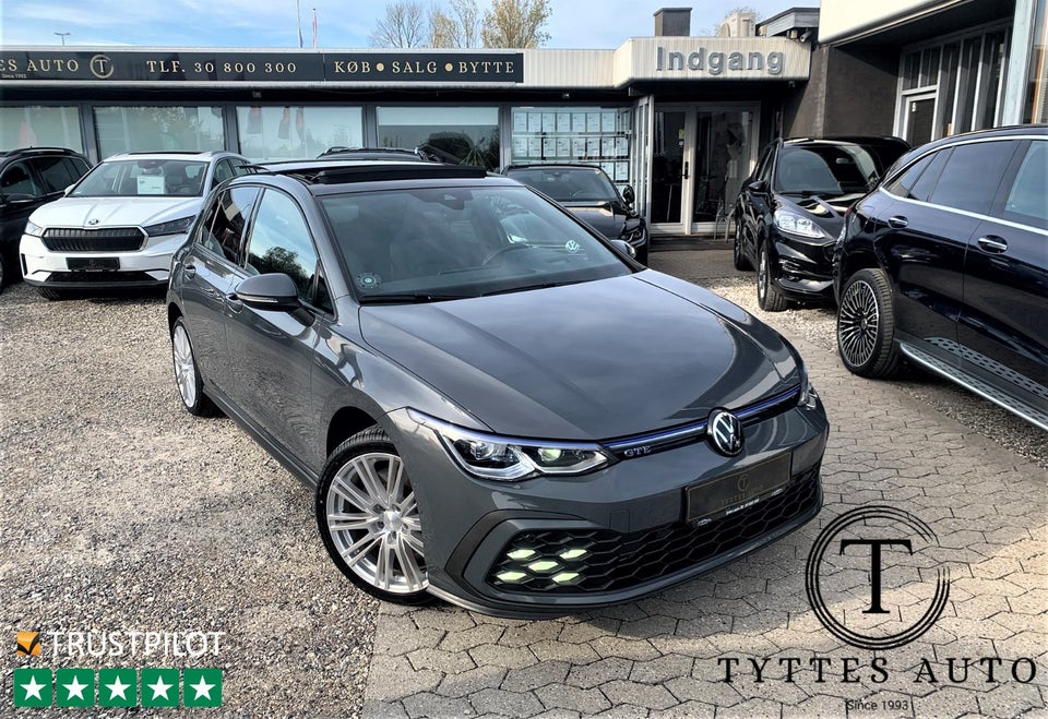 VW Golf VIII 1,4 GTE DSG 5d