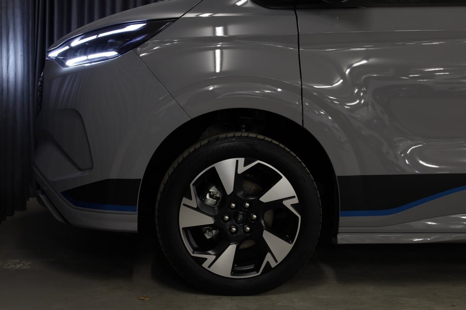 Ford E-Transit Custom 340L 64 Sport