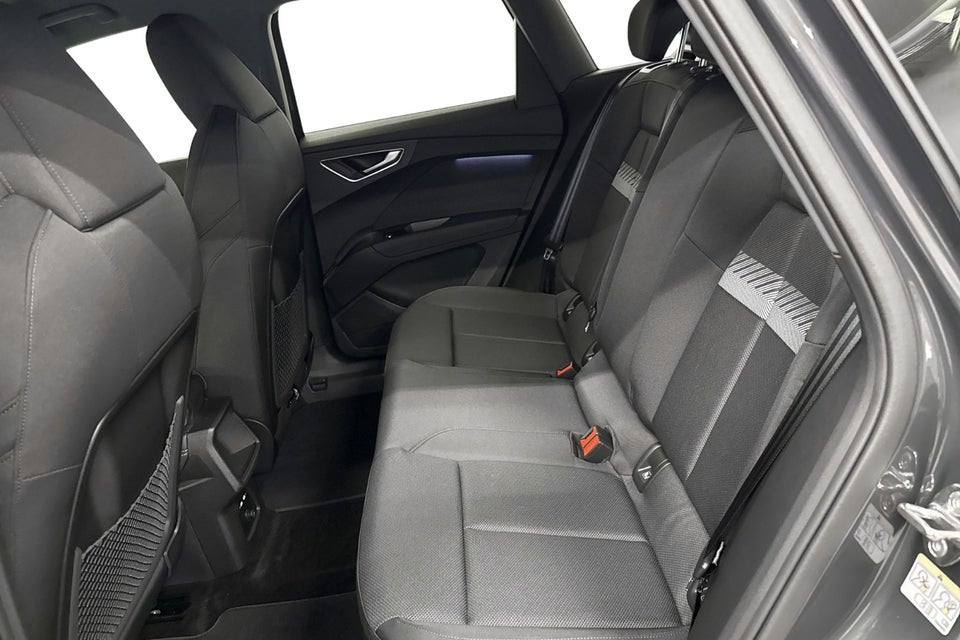 Audi Q4 e-tron performance 5d