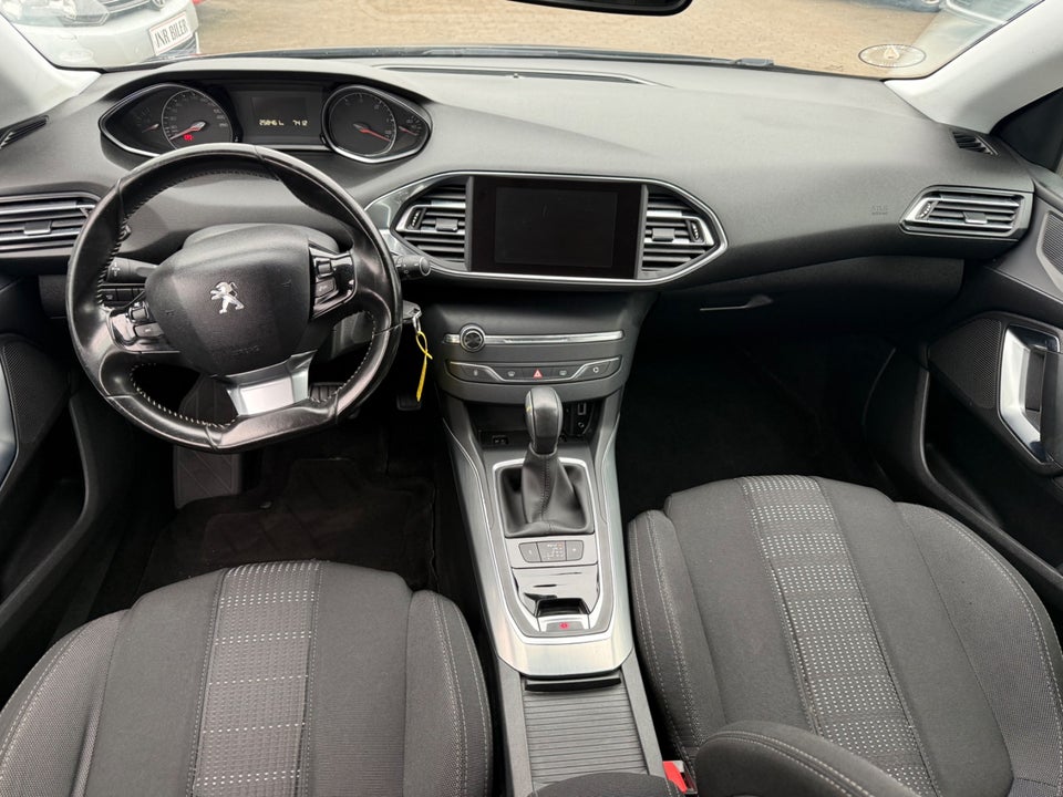 Peugeot 308 1,6 BlueHDi 120 Active SW EAT6 5d