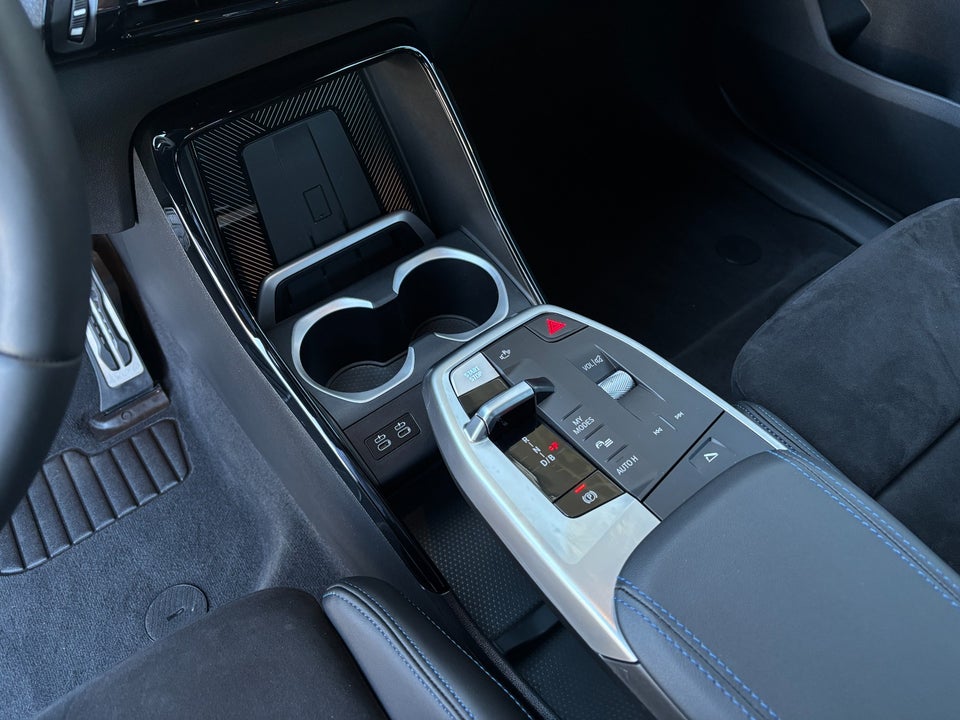 BMW iX2 eDrive20 M-Sport Premium 5d