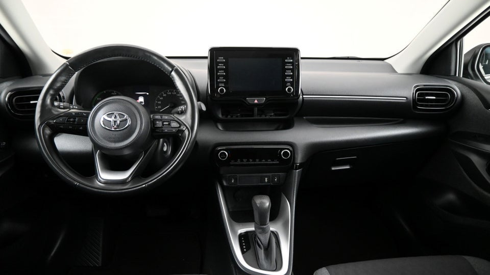 Toyota Yaris 1,5 Hybrid H3 e-CVT 5d