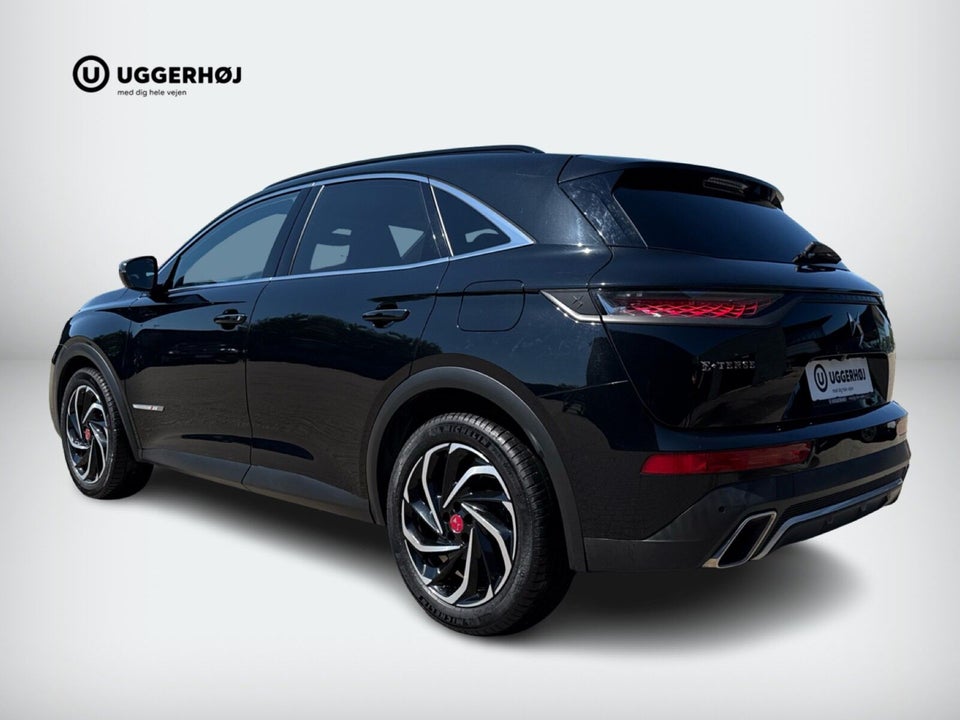 DS DS 7 CrossBack 1,6 E-Tense Performance Line Pack EAT8 5d