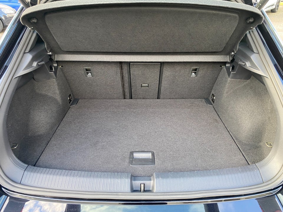 VW T-Roc 1,5 TSi 150 R-line DSG 5d