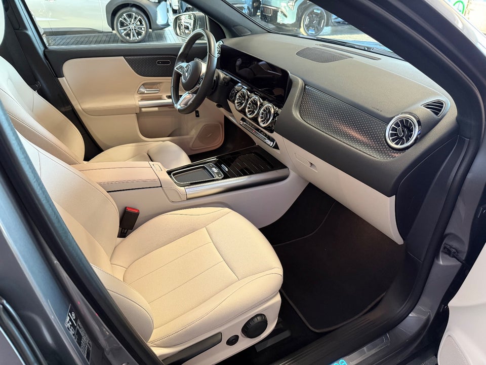 Mercedes EQA250+ Progressive Advance Plus 5d