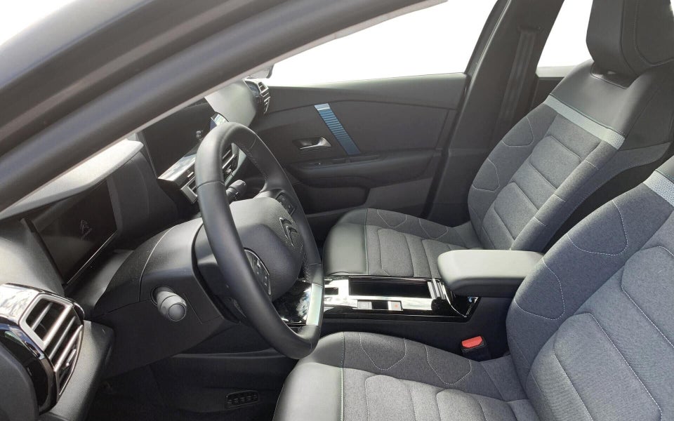 Citroën ë-C4 50 Feel 5d