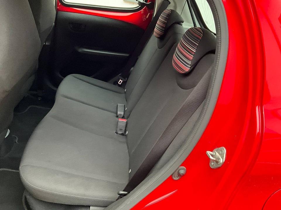 Citroën C1 1,0 VTi Shine 5d