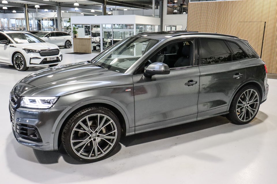 Audi Q5 50 TDi S-line quattro Tiptr. 5d