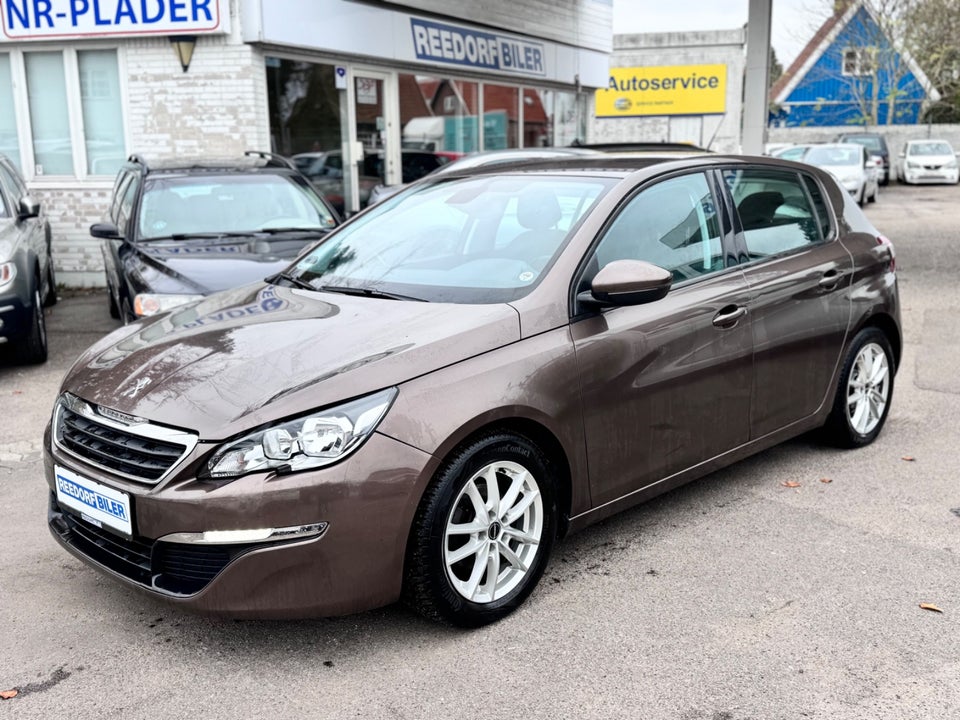 Peugeot 308 1,6 THP 125 Allure 5d