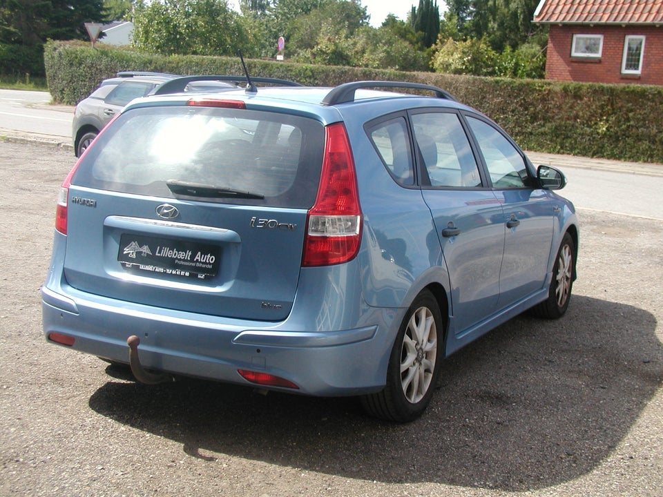 Hyundai i30 1,6 CRDi 90 Classic CW 5d