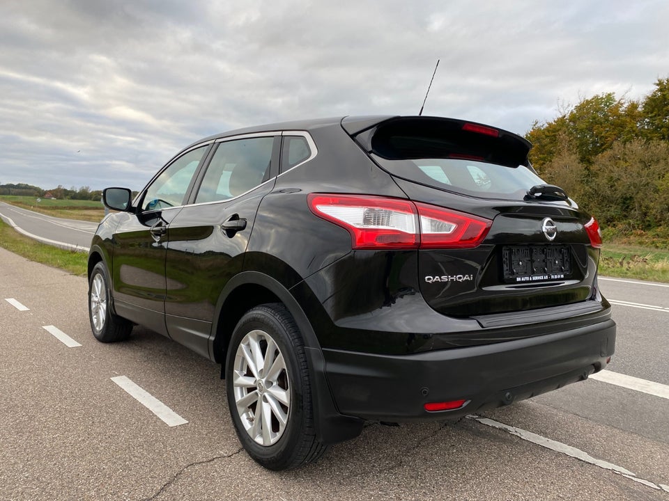 Nissan Qashqai 1,2 Dig-T 115 Acenta Connect 5d