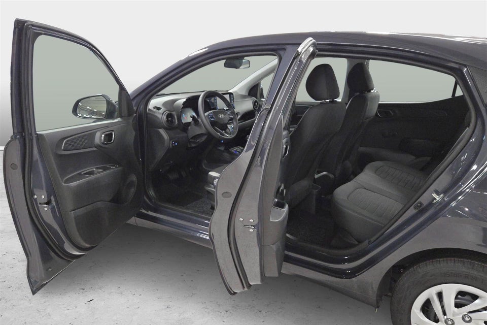 Hyundai i10 1,0 MPi Essential AMT 5d