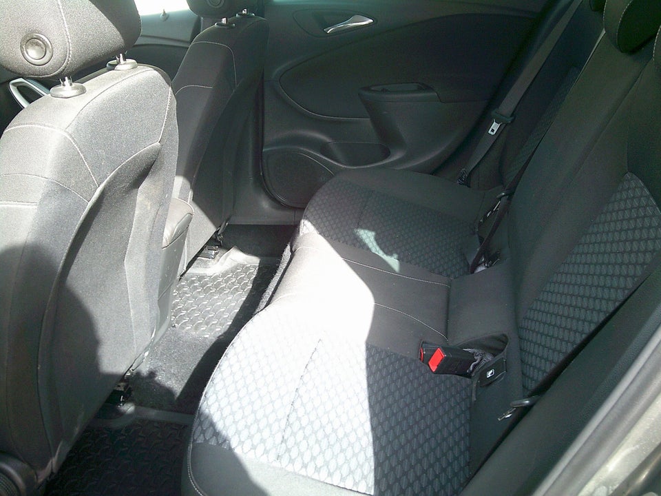 Opel Astra 1,0 T 105 Enjoy Sports Tourer 5d