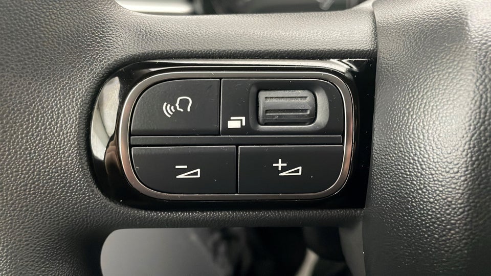 Citroën C3 1,2 PureTech 83 Shine 5d