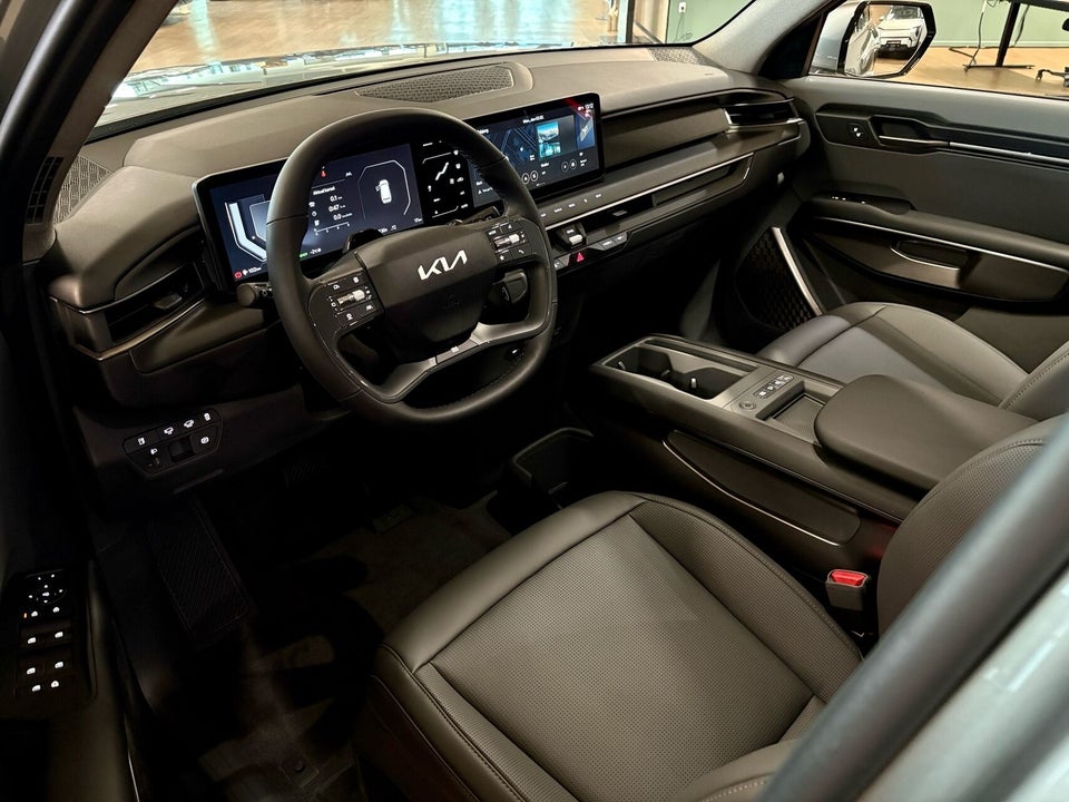 Kia EV9 76 Standard Range Upgrade RWD 7prs 5d