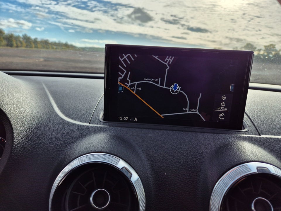 Audi A3 1,4 e-tron Sport Sportback S-tr. 5d