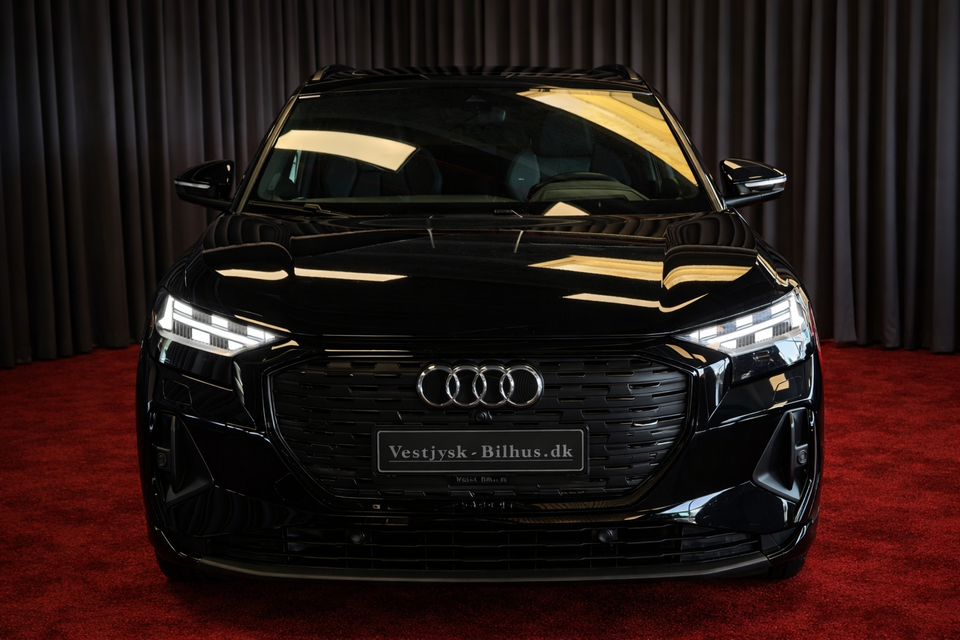 Audi Q4 e-tron 40 S-line 5d