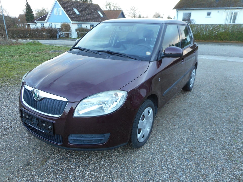 Skoda Fabia 1,4 16V Ambiente 5d