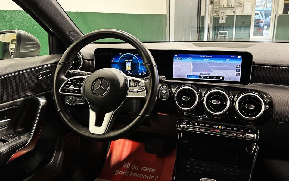 Mercedes A200 1,3 Progressive Line aut. 5d