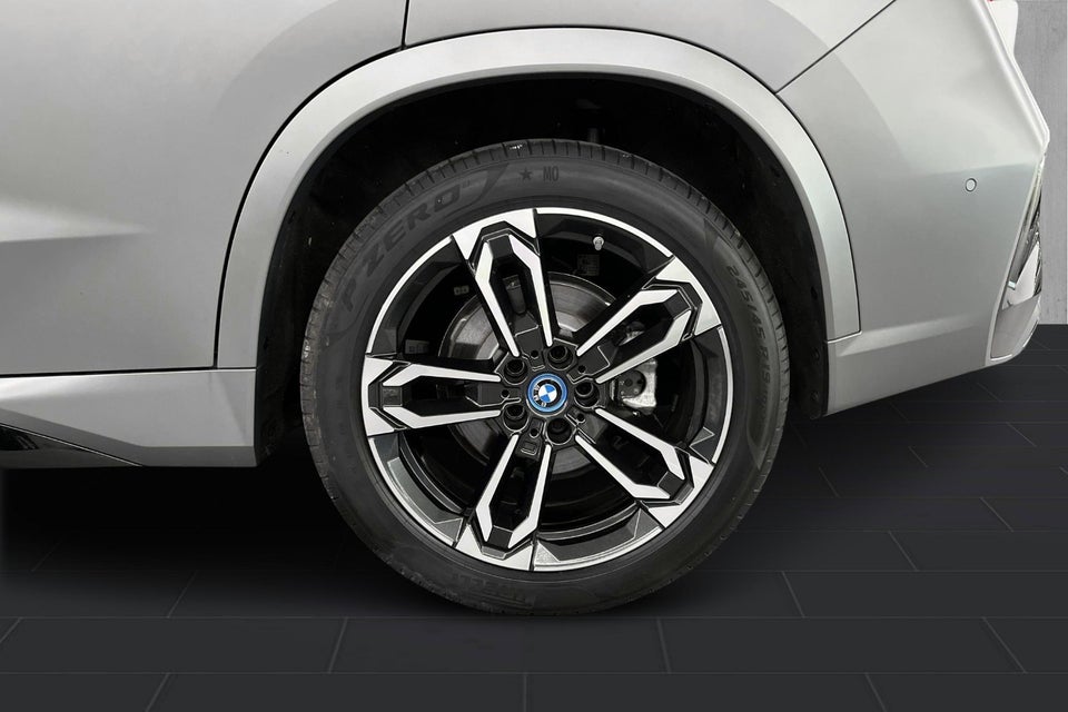 BMW iX1 eDrive20 M-Sport 5d