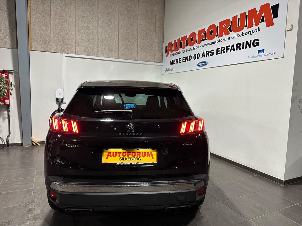 Peugeot 3008 1,6 Hybrid Allure Pack LTD EAT8 Van 5d