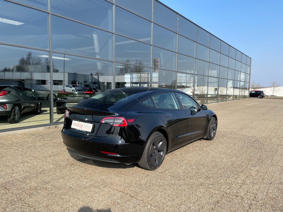 Tesla Model 3 Long Range AWD 4d