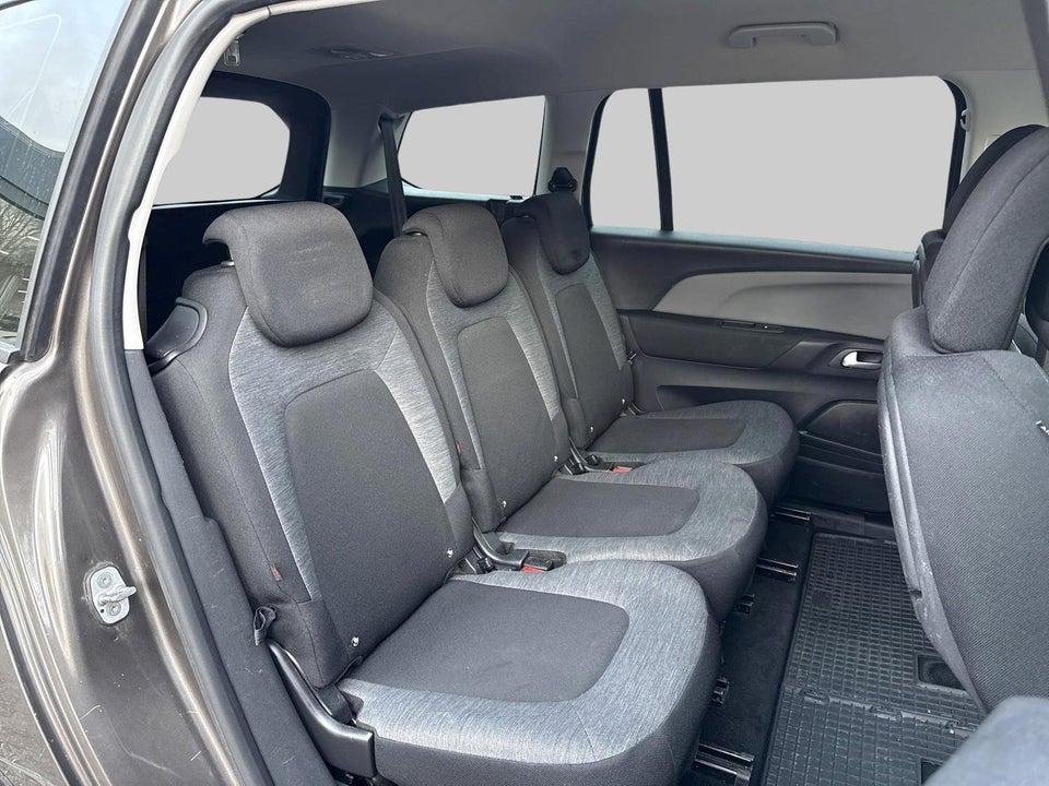 Citroën Grand C4 Picasso 1,2 PureTech 130 Extravaganza 7prs 5d