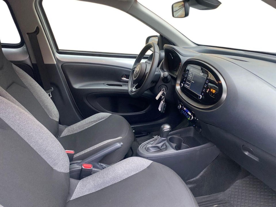 Toyota Aygo X 1,0 Air Active s-CVT 5d
