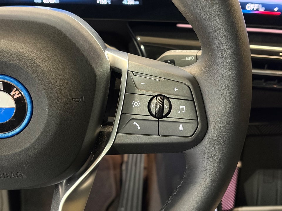 BMW iX1 xDrive30 X-Line 5d