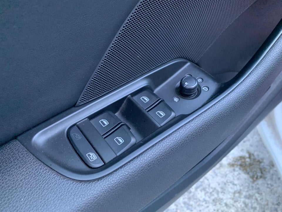 Audi A3 1,4 TFSi 150 Ambiente Sportback S-tr. 5d