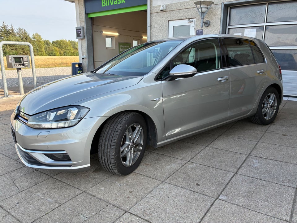 VW Golf VII 1,5 TSi 130 Comfortline DSG 5d