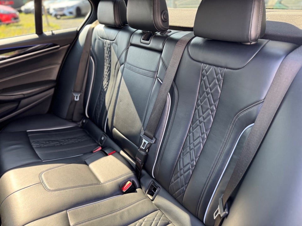 BMW 520d 2,0 M-Sport aut. 4d