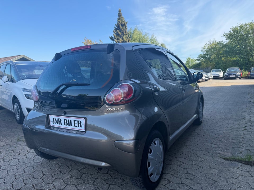 Toyota Aygo 1,0 VVT-i T2 Air 5d