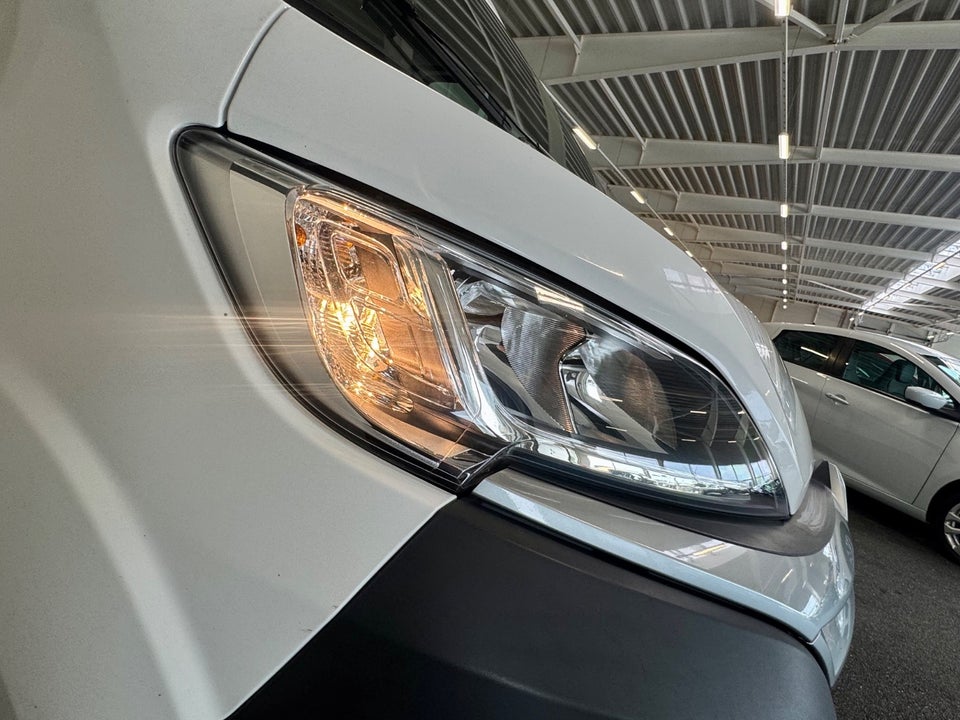 Citroën Jumper 35+ 2,2 BlueHDi 165 L2H2 FlexLine