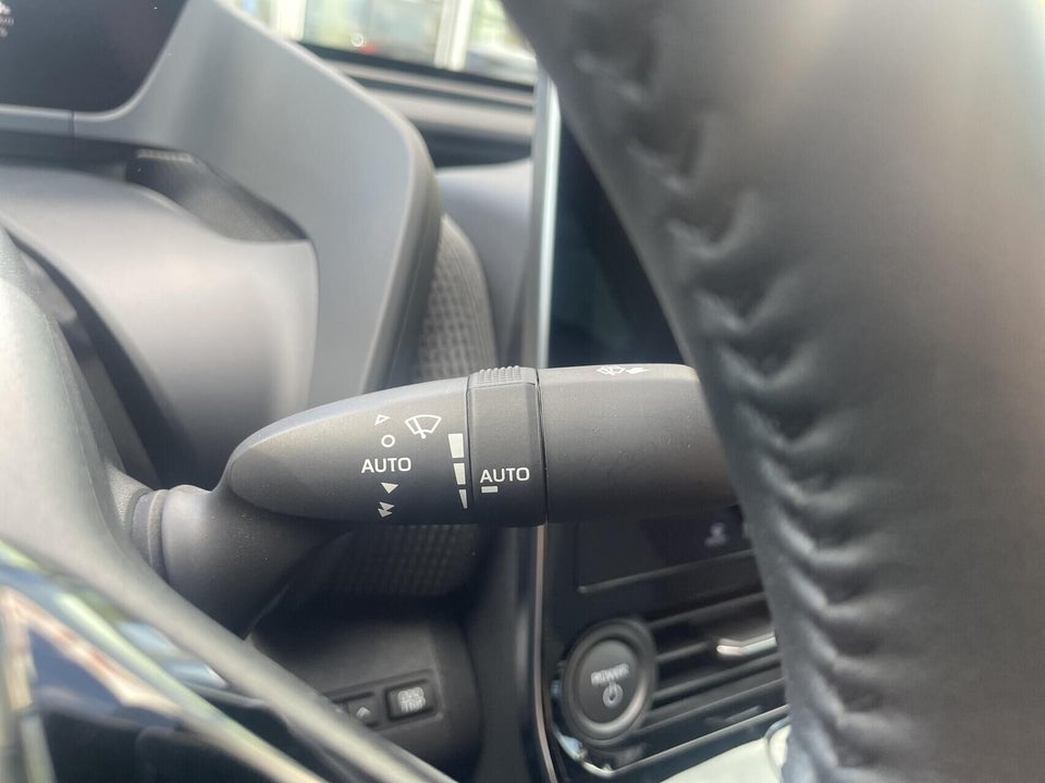 Toyota bZ4X Active 5d