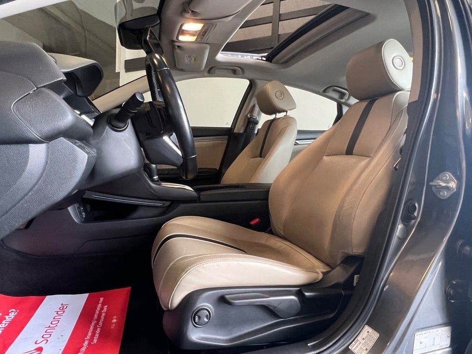 Honda Civic 1,5 VTEC Turbo Executive CVT 4d