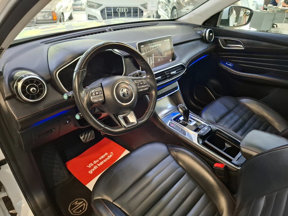 MG EHS 1,5 PHEV Luxury 5d