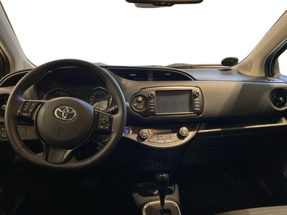 Toyota Yaris 1,5 Hybrid H3 Smart e-CVT 5d