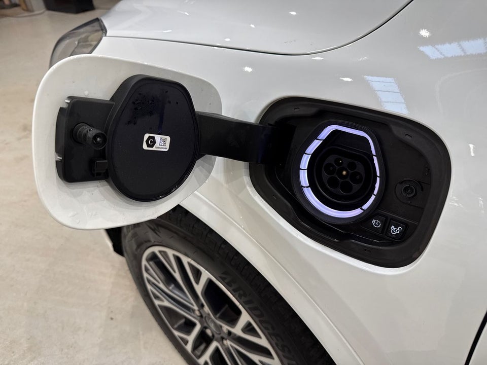 Ford Kuga 2,5 PHEV ST-Line X CVT 5d