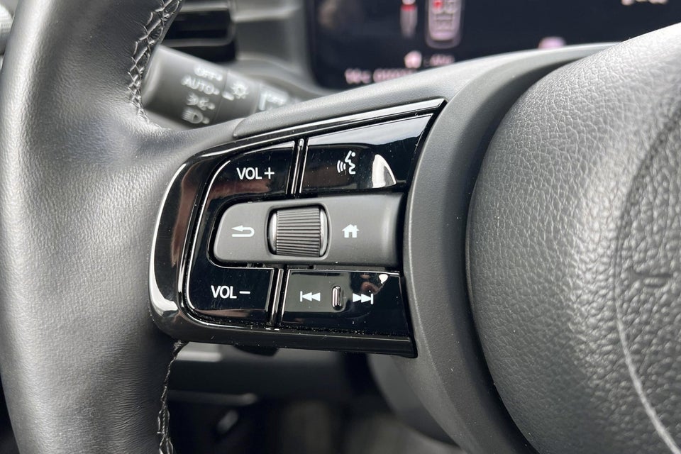 Honda e:Ny1 Advance 5d