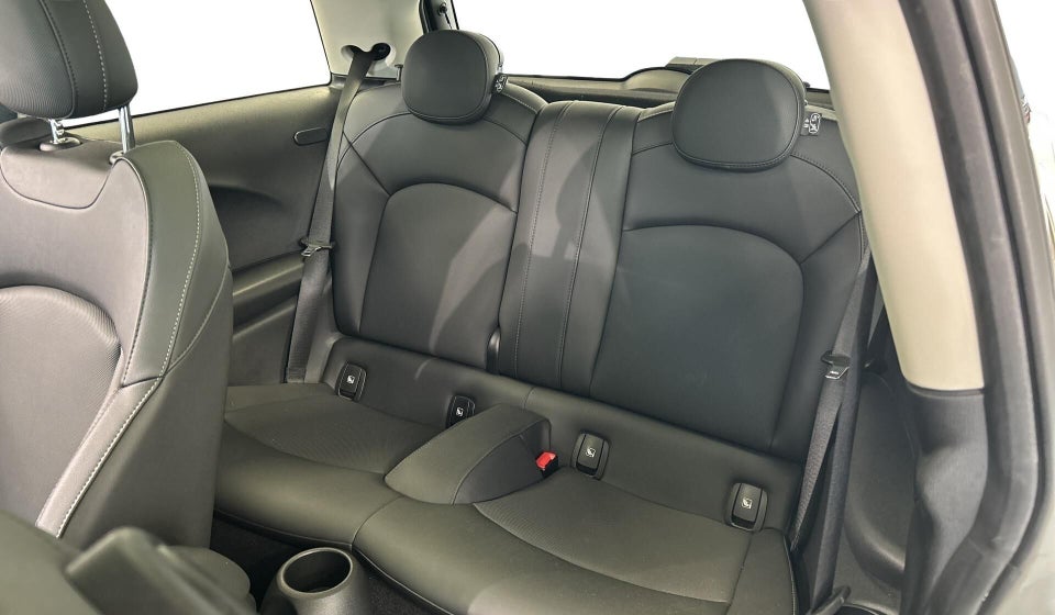 MINI Cooper SE Camden Edition 3d