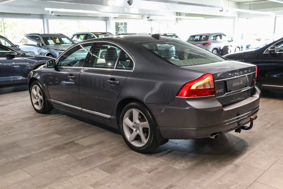Volvo S80 2,4 D5 205 Summum aut. 4d