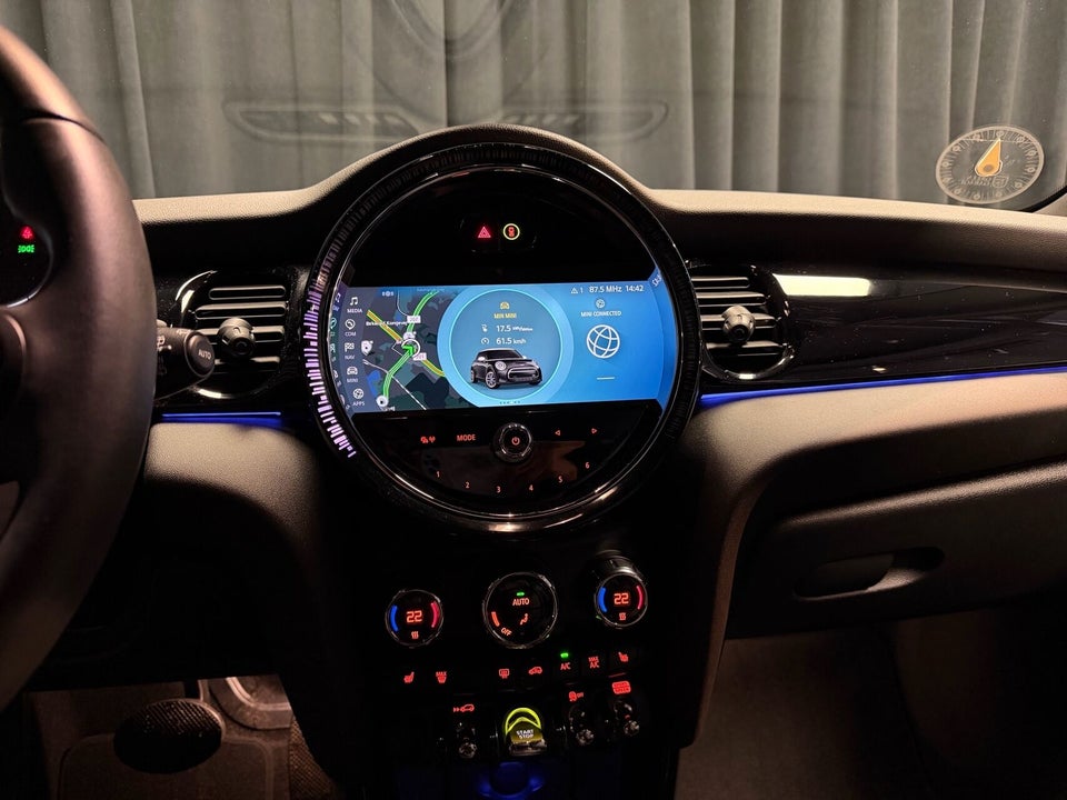 MINI Cooper SE Edition Premium 3d