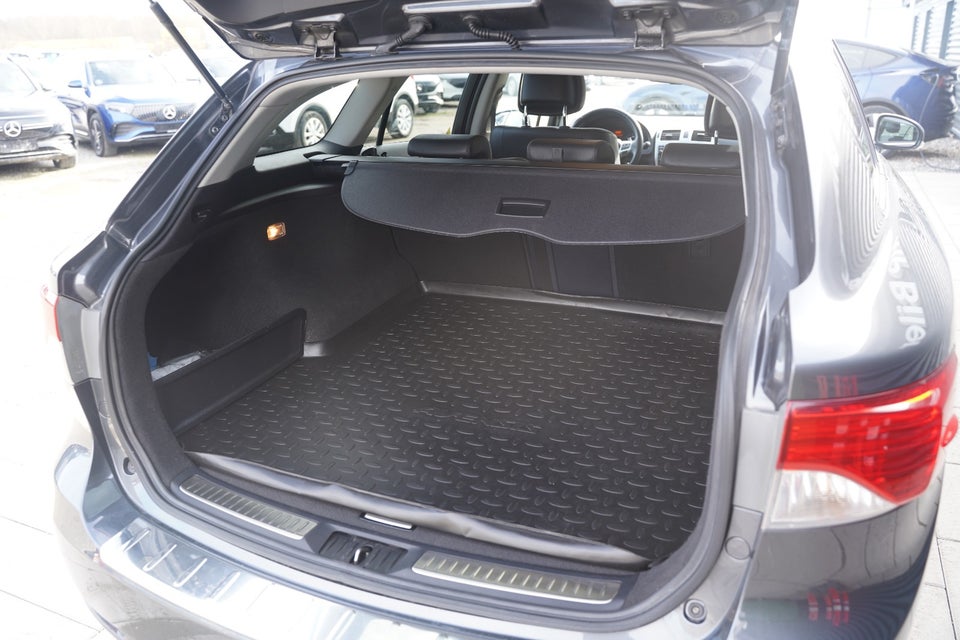 Toyota Avensis 2,0 VVT-i T3 stc. MDS 5d