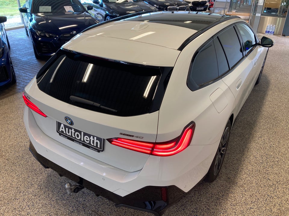 BMW i5 eDrive40 Touring Fully Charged M-Sport 5d