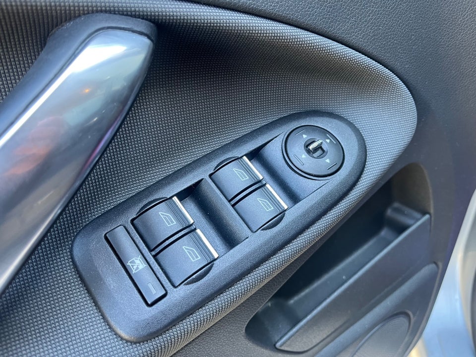 Ford C-MAX 1,6 Titanium 5d